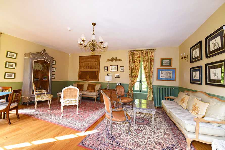 Chateau de Maudetour