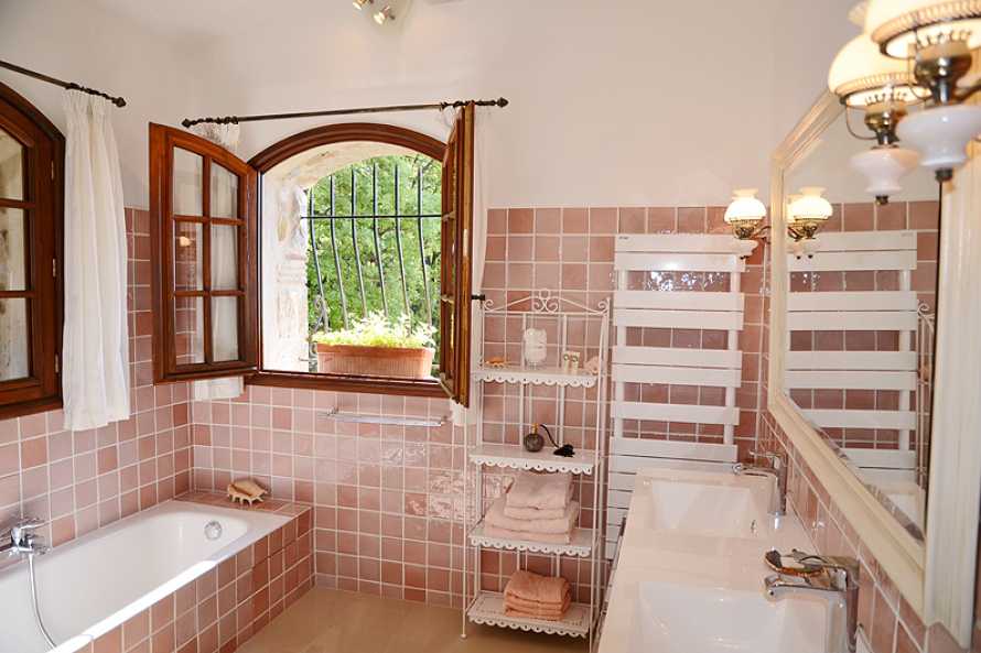 Bathroom - Azur Room