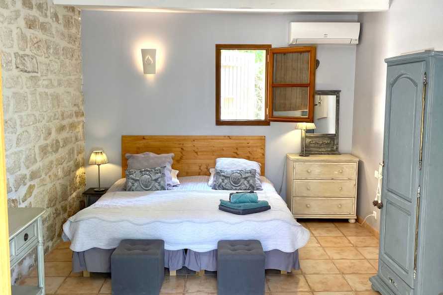 Double bedroom "Les Baux"