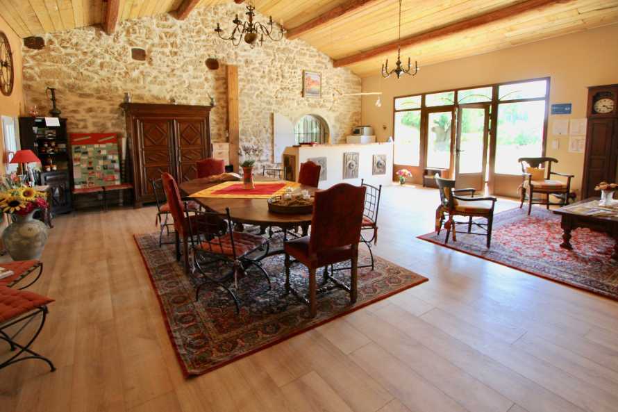 Guest lounge with kitchenette