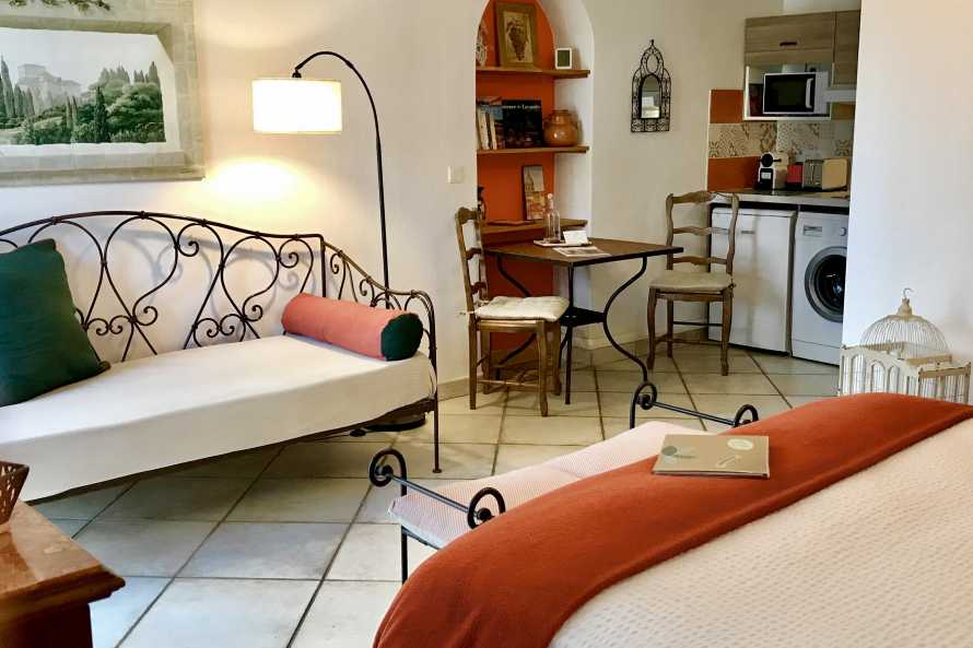 Claire Fontaine room for 2-3 people with kitchenette