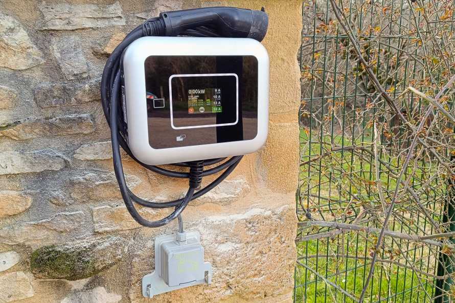 11KWH charging station