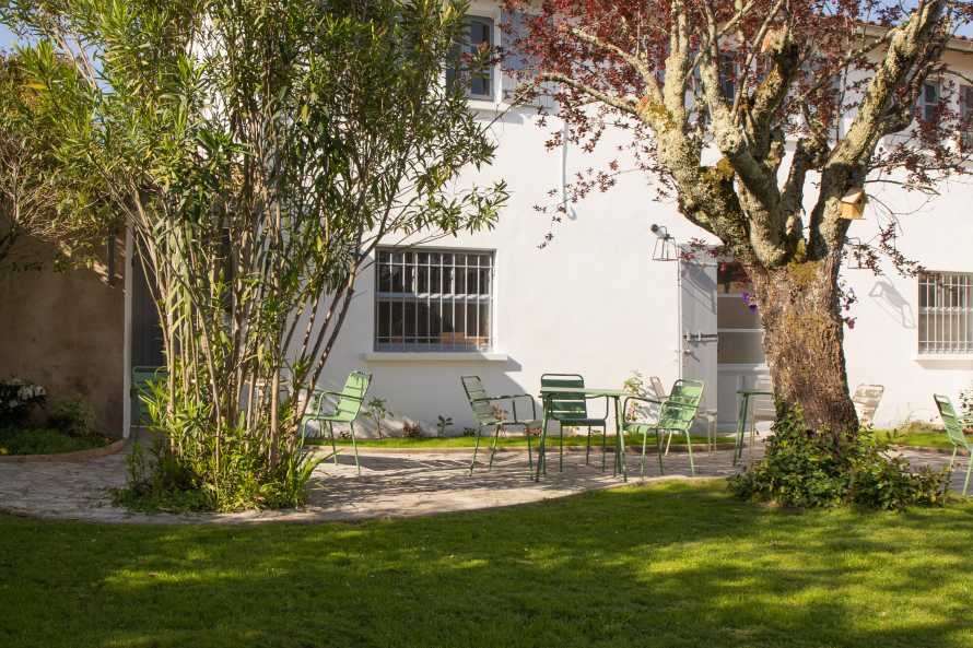 Maison Le Camélia Blanc