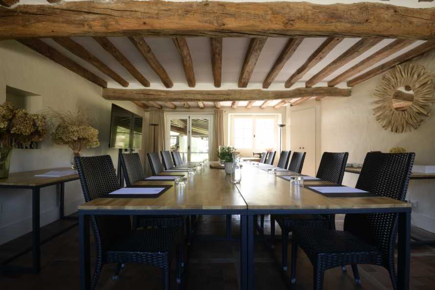 Seminars, coworking, team building