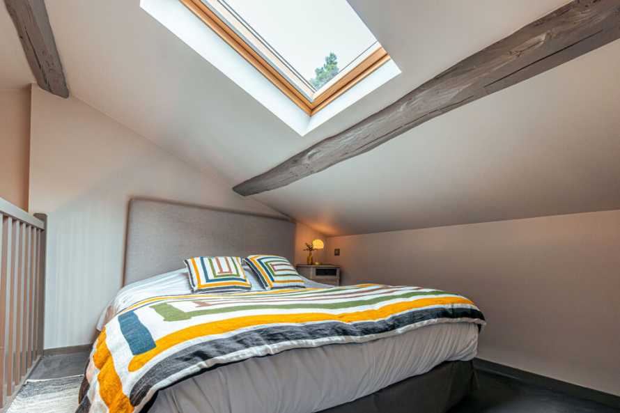 Le Pigeonnier bedroom