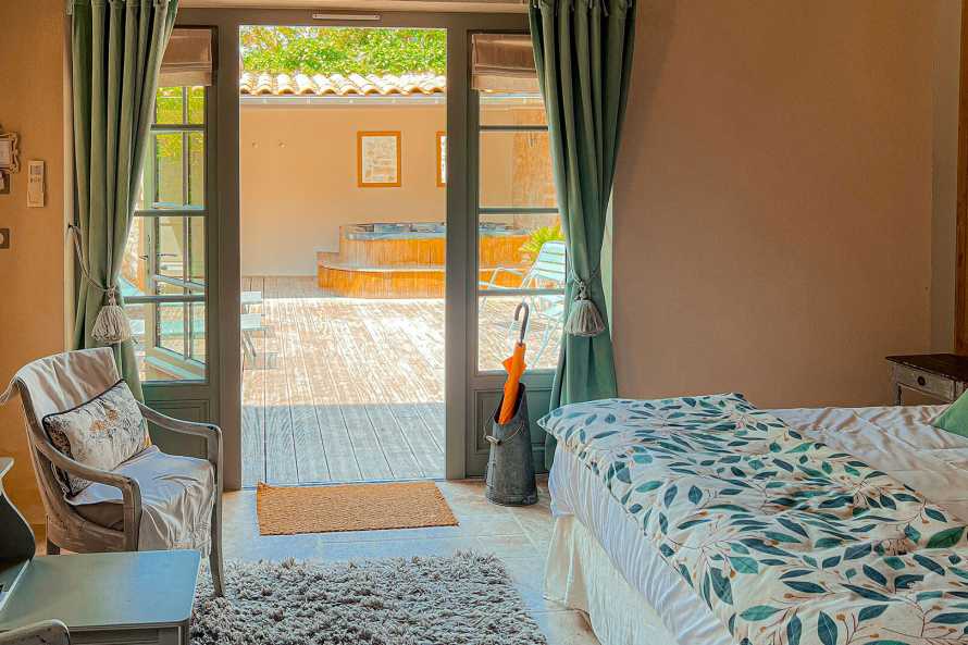 Côté Campagne bedroom