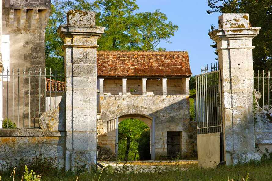 Ch&acirc;teau de La Combe