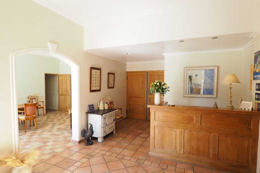 LE CLOS DES CYPRES