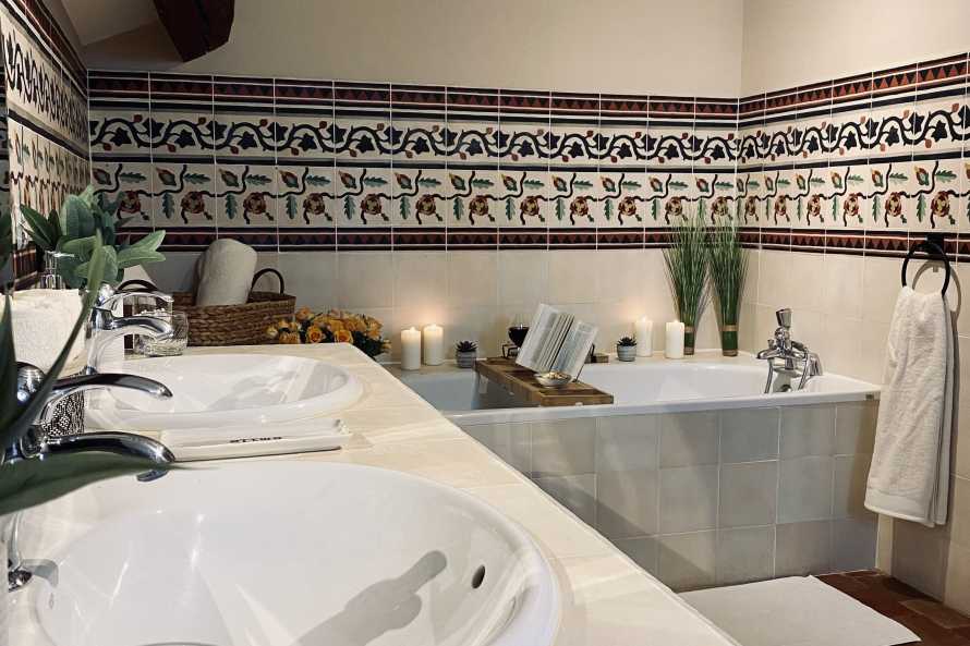 Suite Bangui